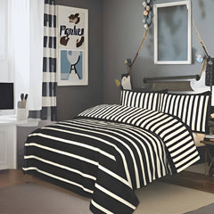 Duvet Covers, black duvet covers, black pattren duvet covers, single duvet covers, double duvet covers, king size duvet covers, microfiber duvet covers sets, Microfiber bedding sets, 4Pcs Duvet Covers set,